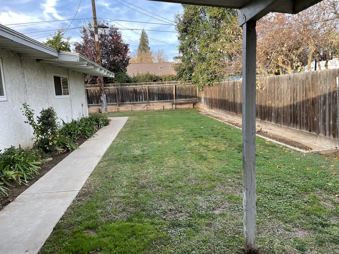 1166 W Birch Ave - Photo 2 of 14