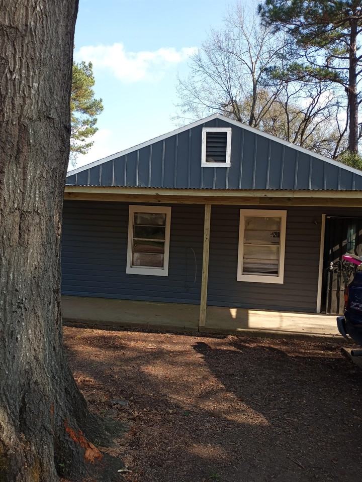 210 Eisenhower St #1 - Photo 2 of 13