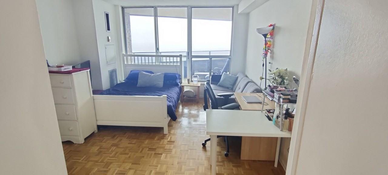 21 Vaughan Road - Photo 3 of 19