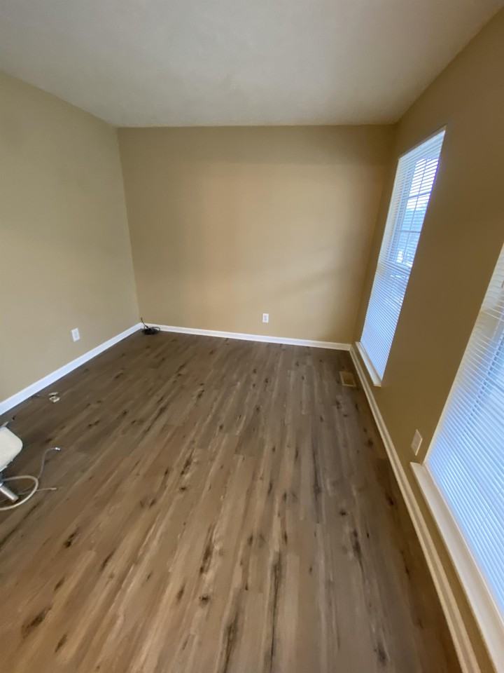 7460 Twin Brooks Blvd #1 - Photo 5 of 32