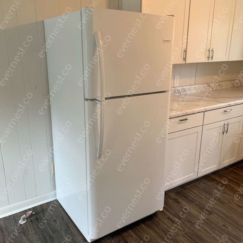 323 Pledger Pkwy - Photo 2 of 10