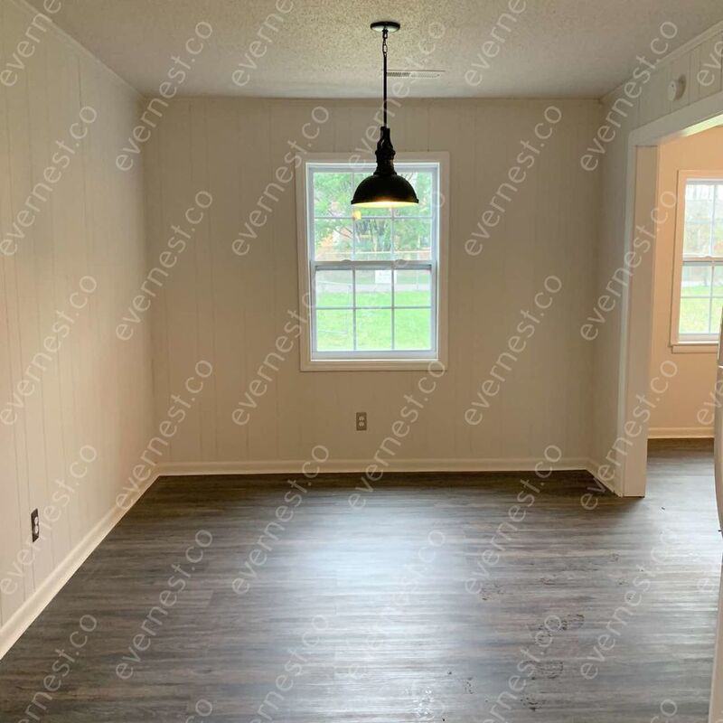 323 Pledger Pkwy - Photo 3 of 10