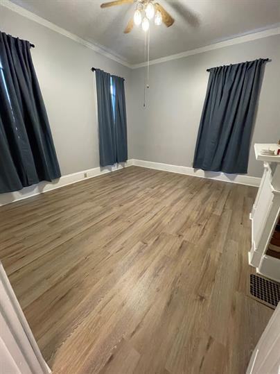 518 Crawford Street - Photo 2 of 4