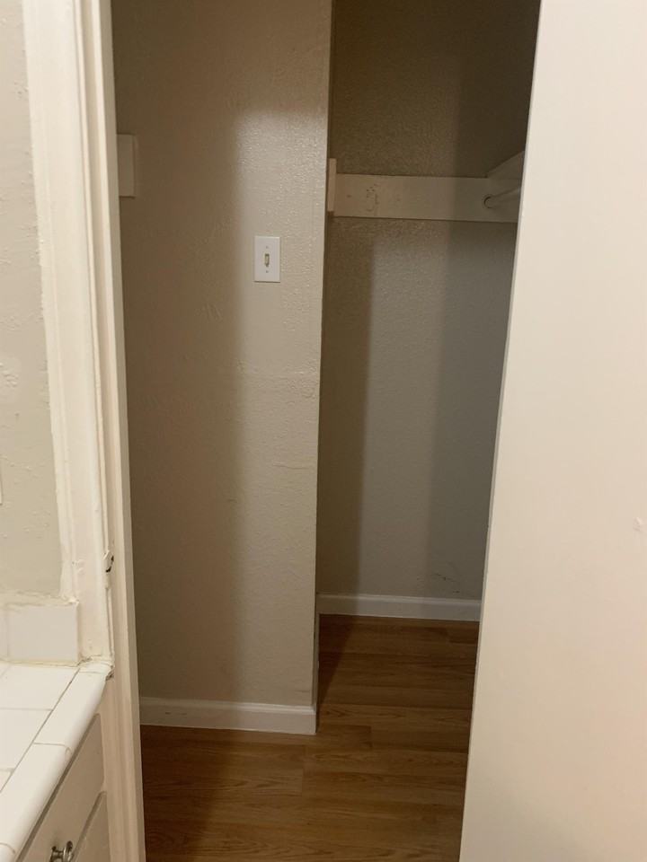 502 W Alabama - 22 #22 - Photo 7 of 15