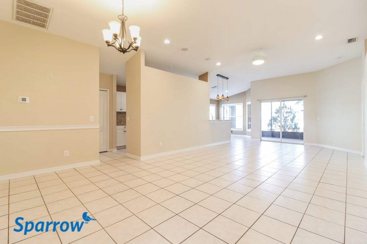 1022 Torreya Way - Photo 3 of 15