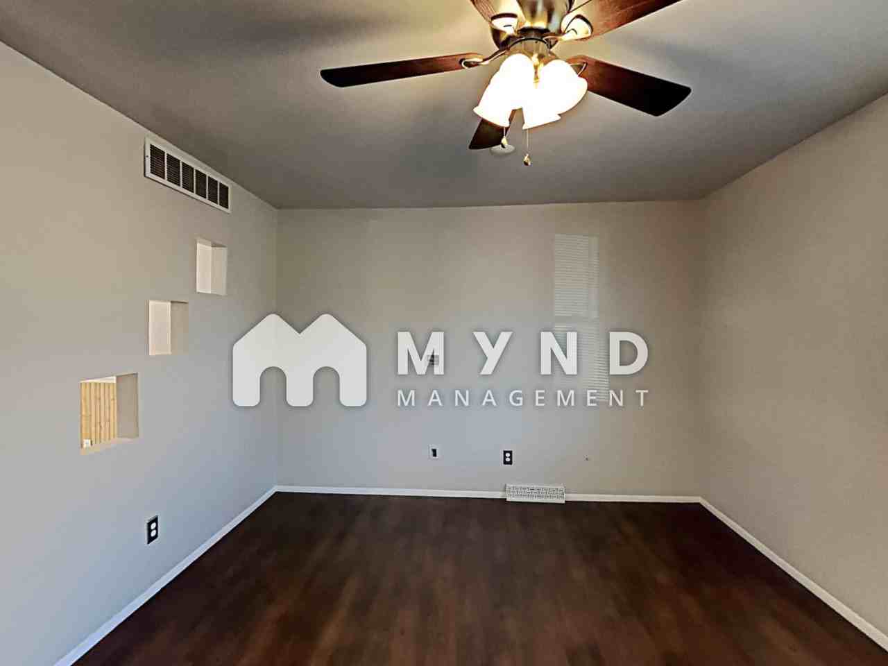 16012 E Union Ave - Photo 2 of 24