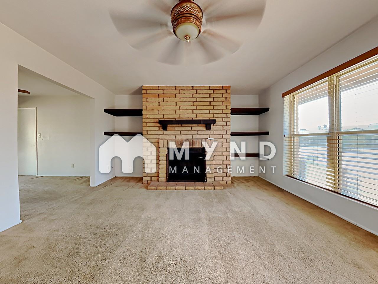 3239 N 77th Dr - Photo 2 of 15