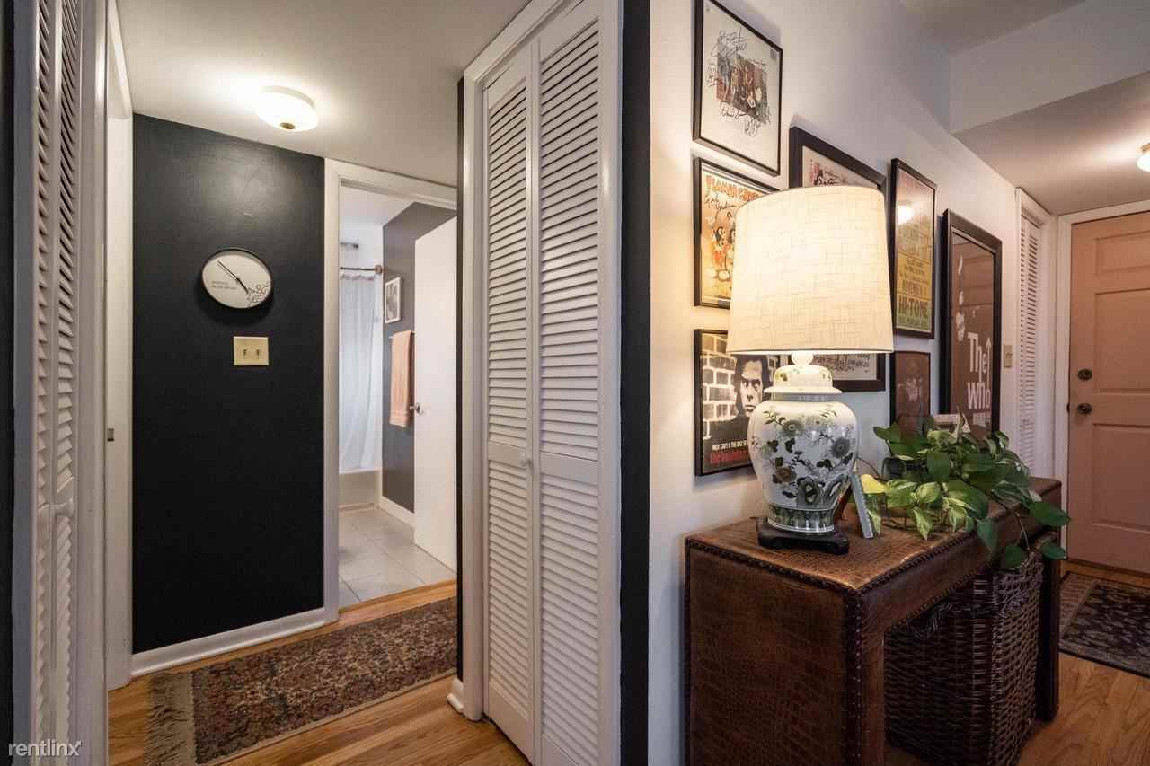 1239 E Randolph Ct #C - Photo 2 of 22