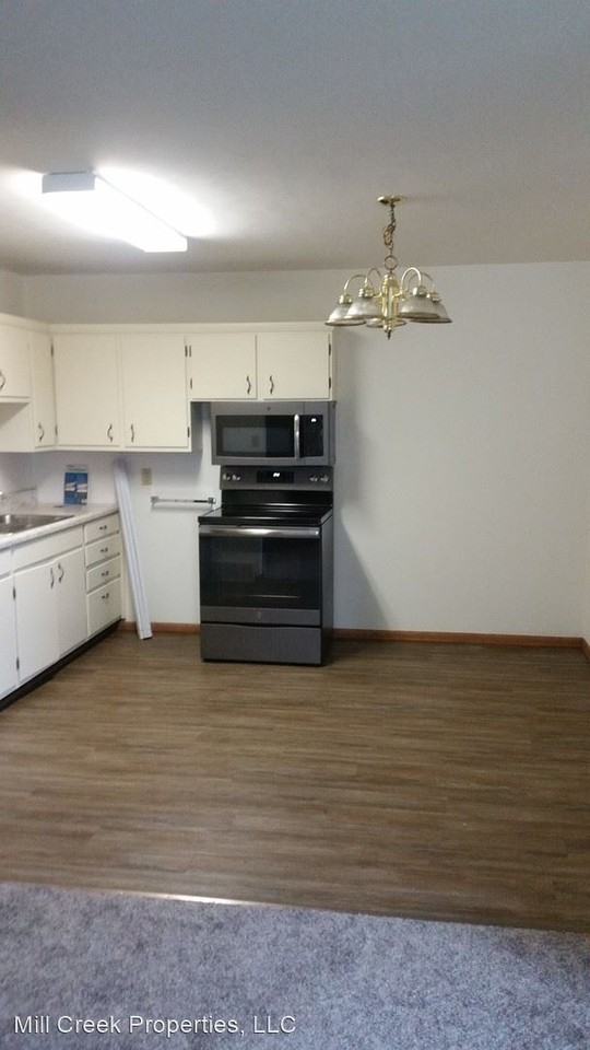 2013, 2015 Harrison Dr - Photo 2 of 12