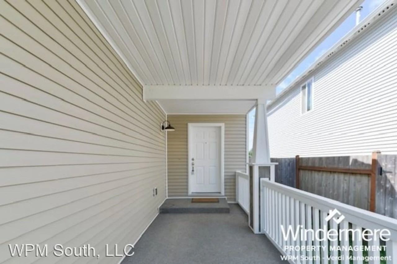 21546 Se 290th Pl - Photo 2 of 10