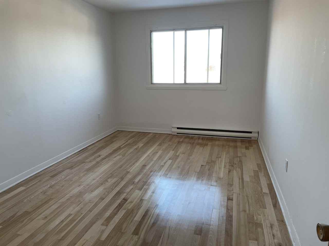 7751 Rue Fabre #7 - Photo 3 of 7