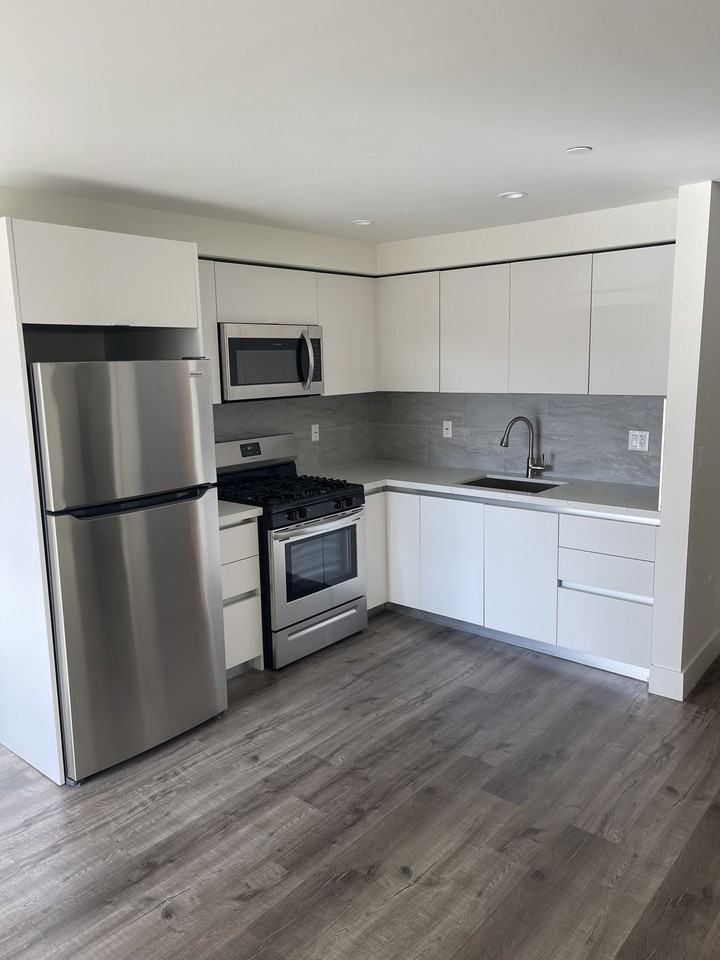 Reseda Blvd & Parthenia St - Photo 7 of 16