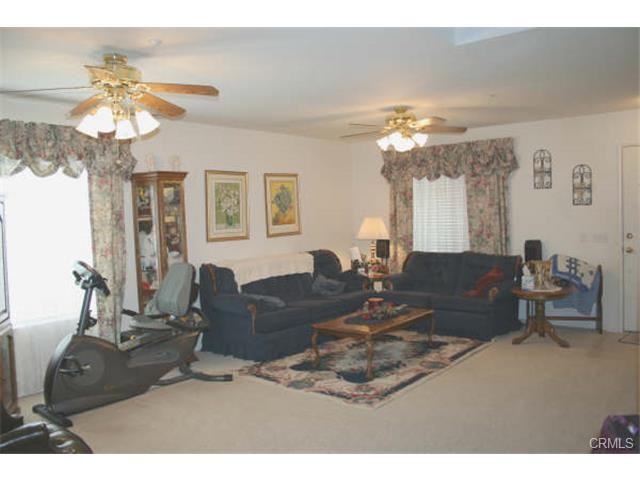 6761 Earhart Ave - Photo 3 of 19