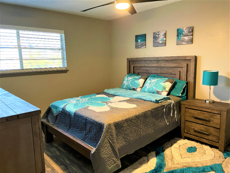 302 Allen Street - Photo 6 of 20