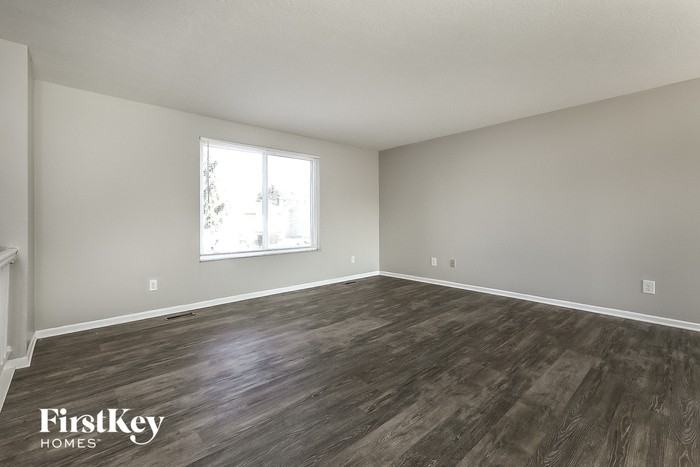 6259 Upperridge Dr - Photo 3 of 15