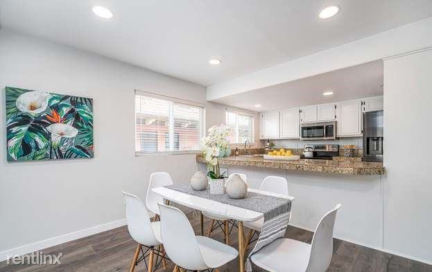 2455 Albatross St #C - Photo 3 of 18