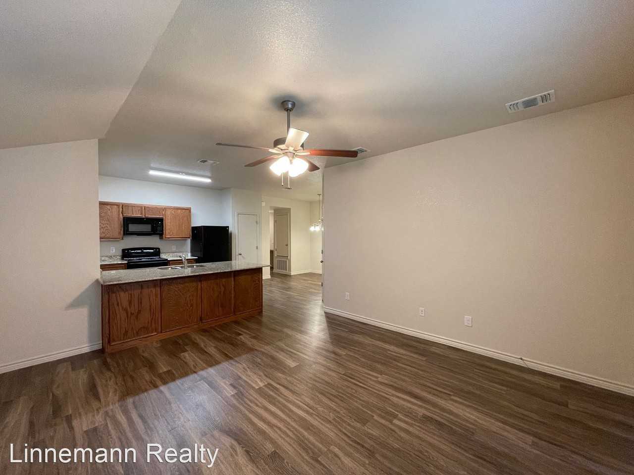 3110 Stonewall Drive - Photo 2 of 22