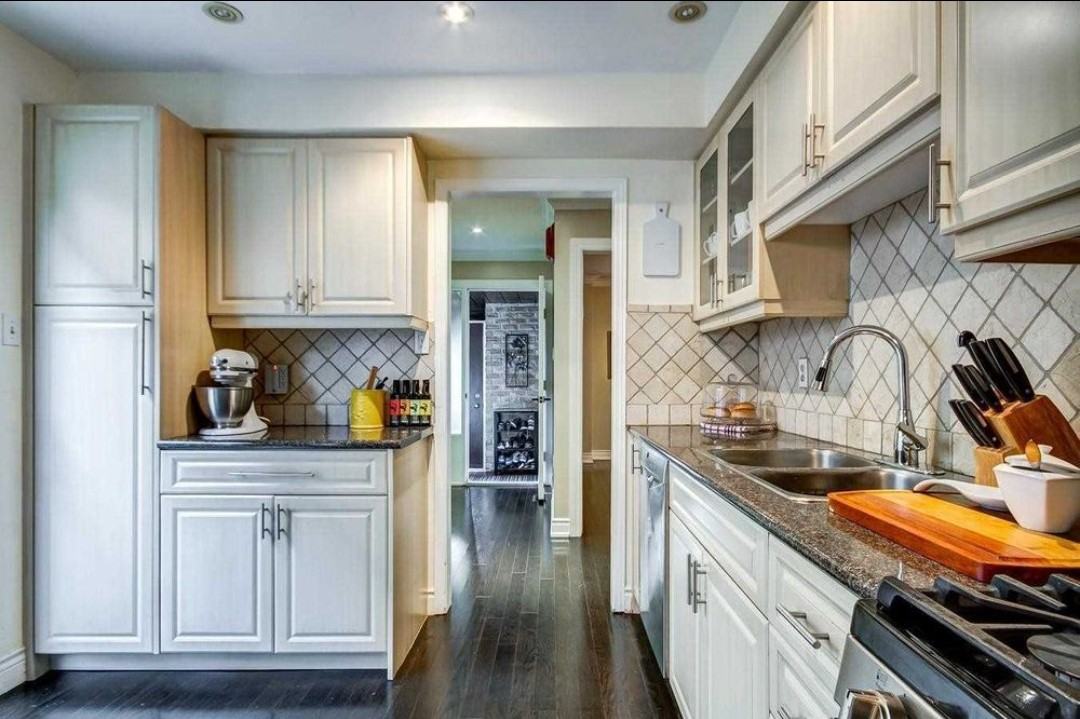 Dufferin St & Steeles Ave W - Photo 2 of 3