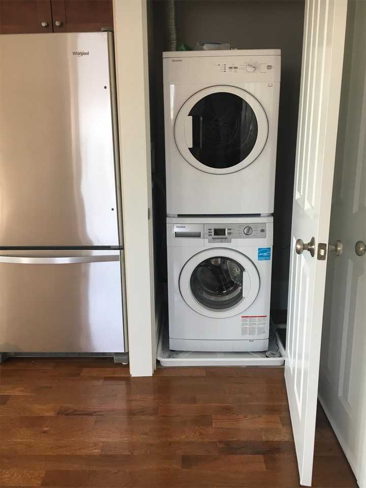 63 Main St Apt 3rd #63MAINSTRE - Photo 3 of 8