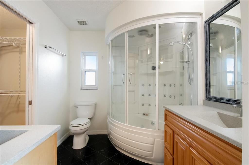 4701 West Bay View Avenue - Photo 2 of 26