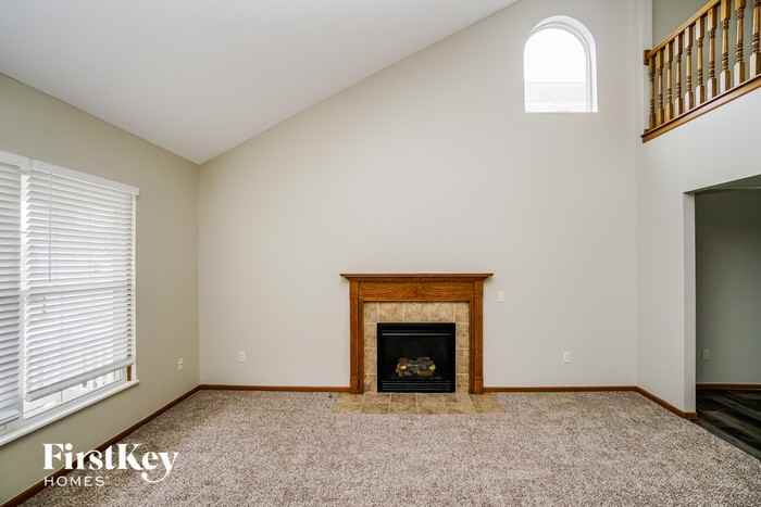 7126 Upper Albany Dr - Photo 3 of 15