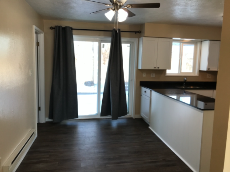 3852 Hawthorne Rd - Photo 3 of 9