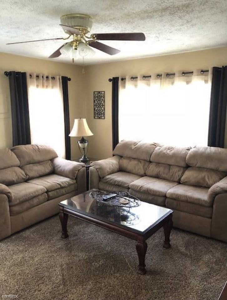 225 Pearson St - Photo 3 of 21