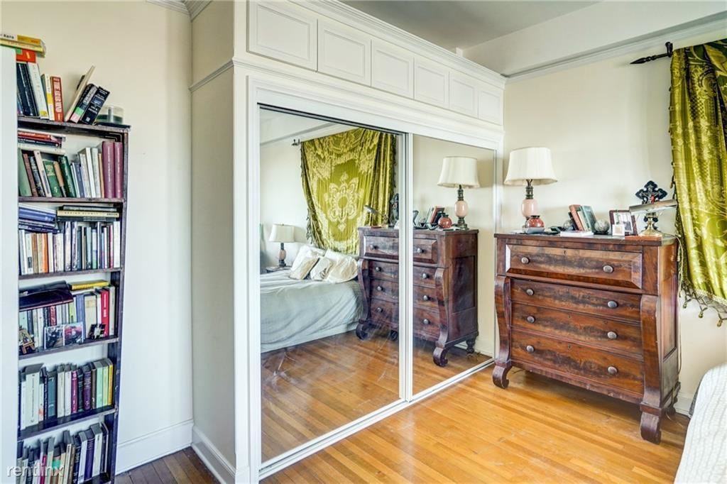 612 W Franklin St #U4E - Photo 2 of 32