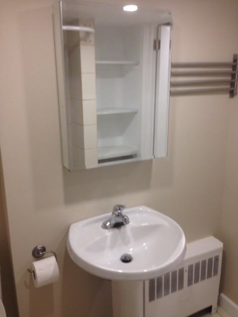 328 Beechgrove Ave #3 - Photo 5 of 8