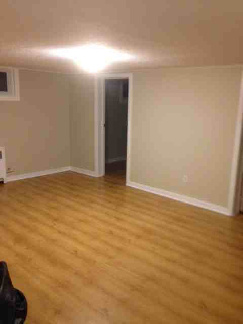 328 Beechgrove Ave #3 - Photo 7 of 8