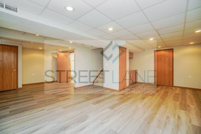 3322 Scioto Farms Dr - Photo 3 of 15