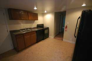 106 N Summit St #2 - Photo 1 of 1