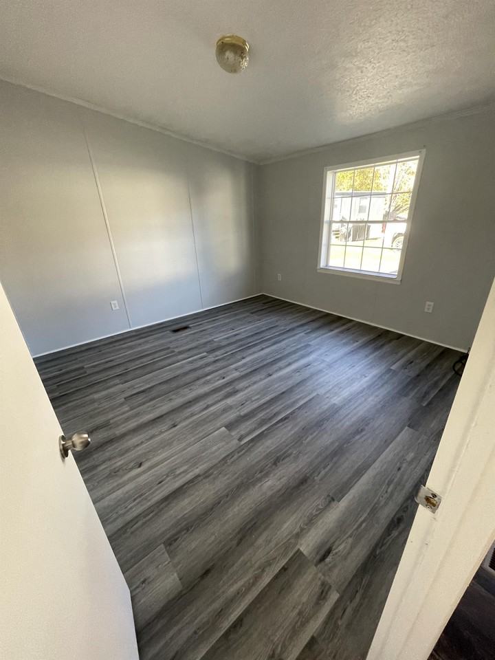 704 Solar Ln #704 - Photo 4 of 12
