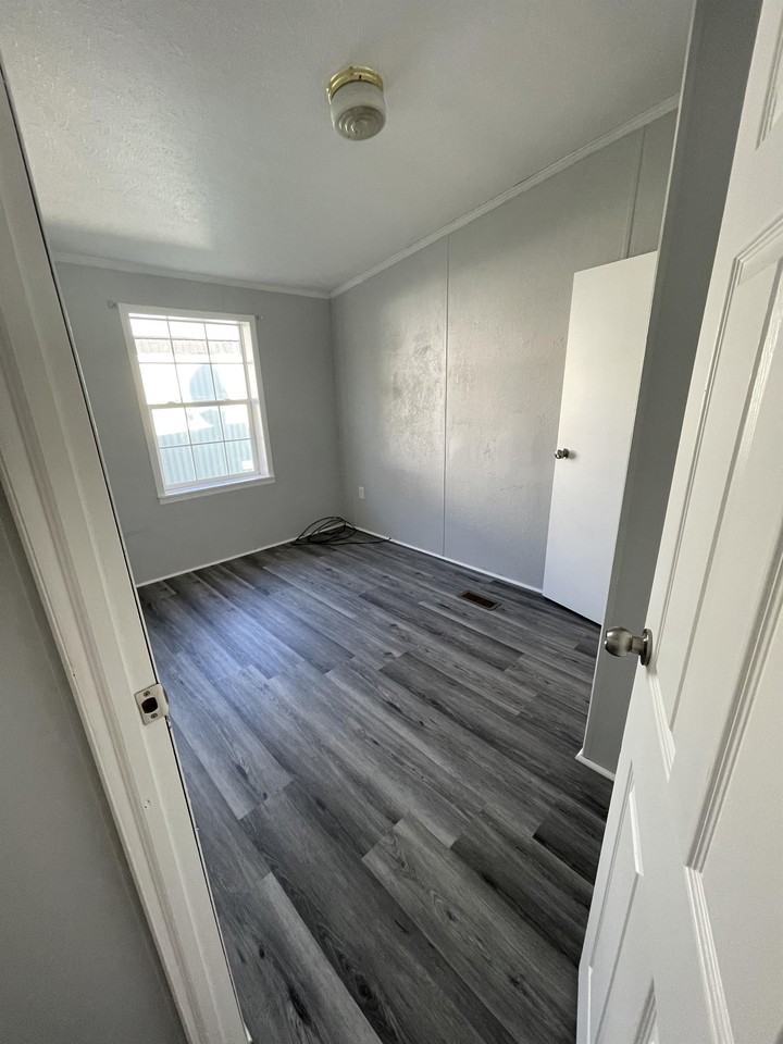 704 Solar Ln #704 - Photo 6 of 12
