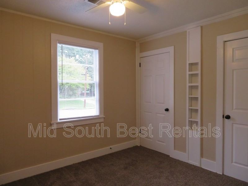 2243 Hillside Ave - Photo 4 of 8