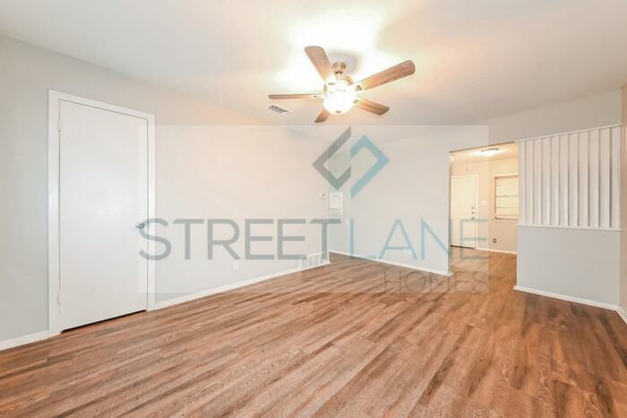 2509 Normont Cir - Photo 3 of 15