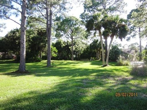 22 Walnut Ln - Photo 2 of 11