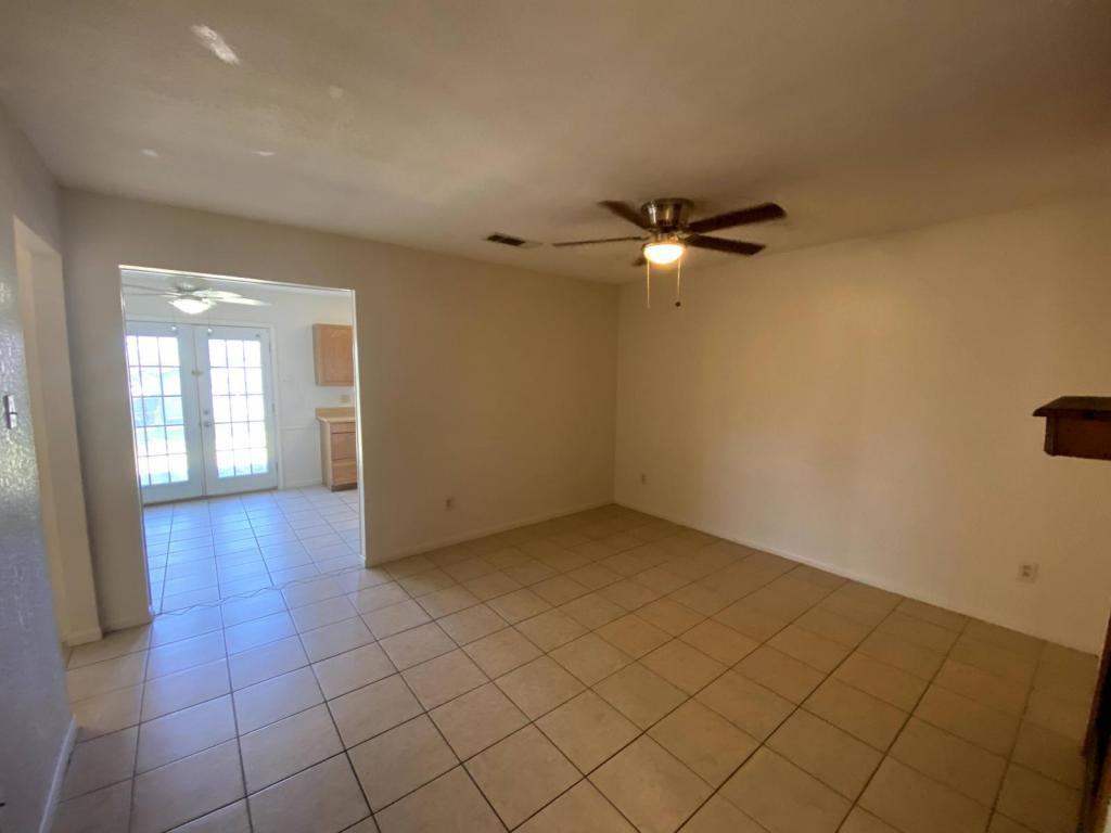 201 Jason Dr Apt B - Photo 2 of 23