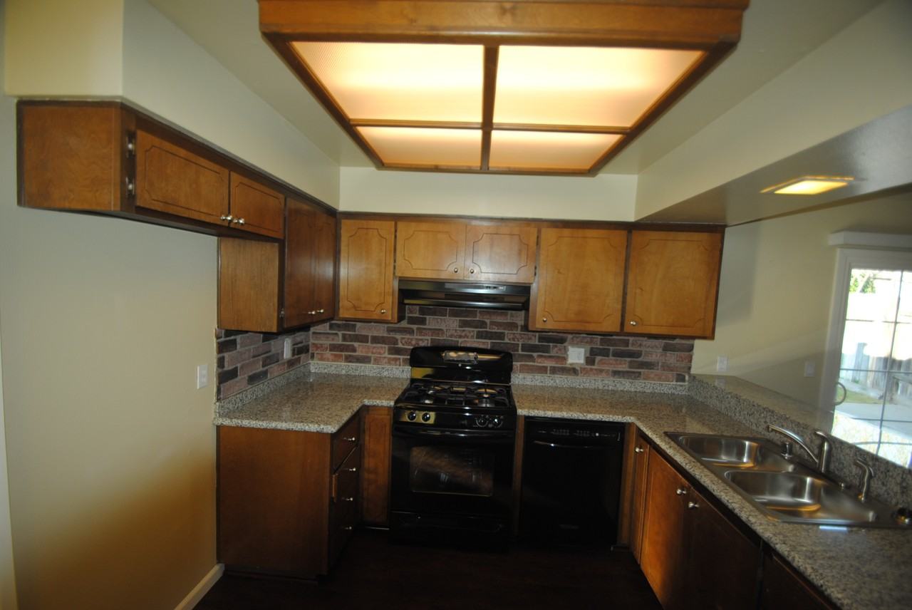 6835 Donerail Dr - Photo 3 of 17