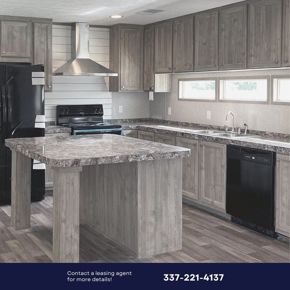 8511 Highway 90 E - Photo 2 of 6