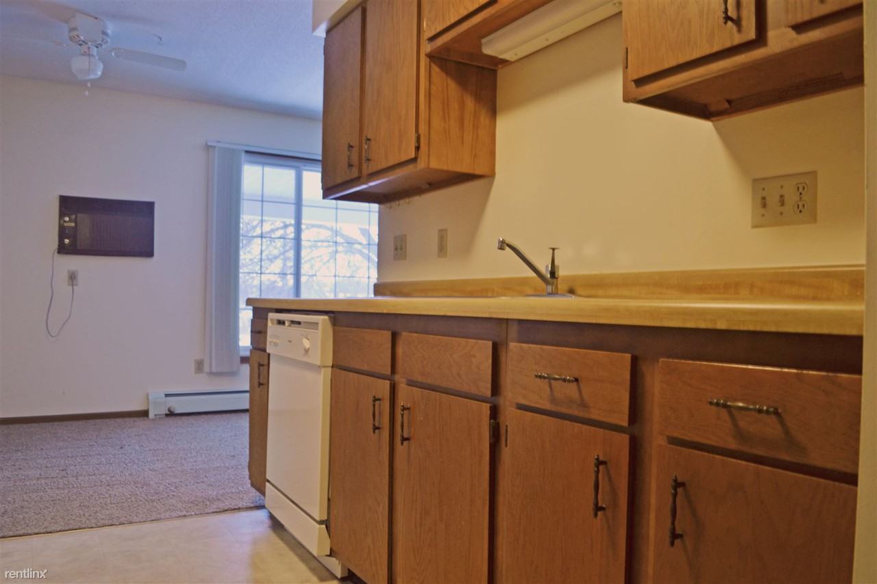 Lee Estates Apartments - Photo 3 of 12