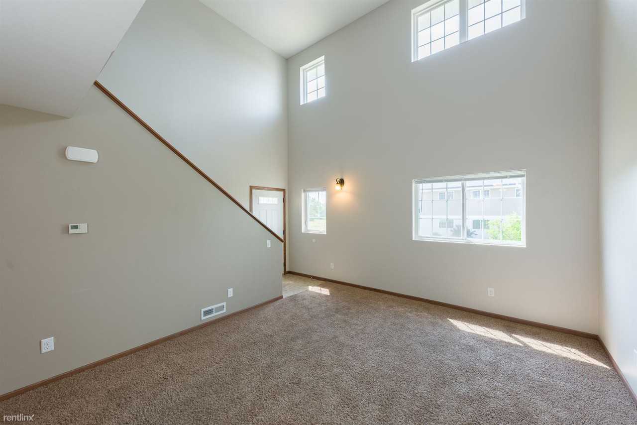 BeaconView Townhomes Apartments 305B Beacon Cir, Saint Peter, MN