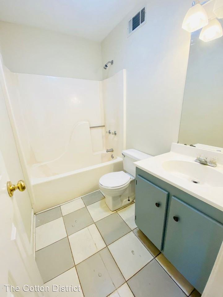 903 1/2 Cotton Row - Photo 2 of 7