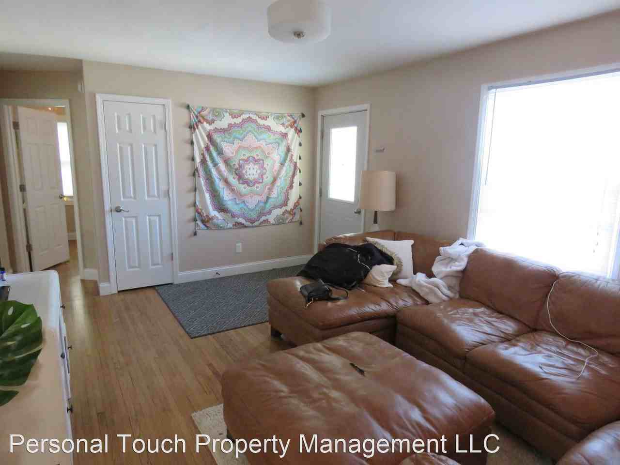 1438 9th St N - Photo 3 of 20