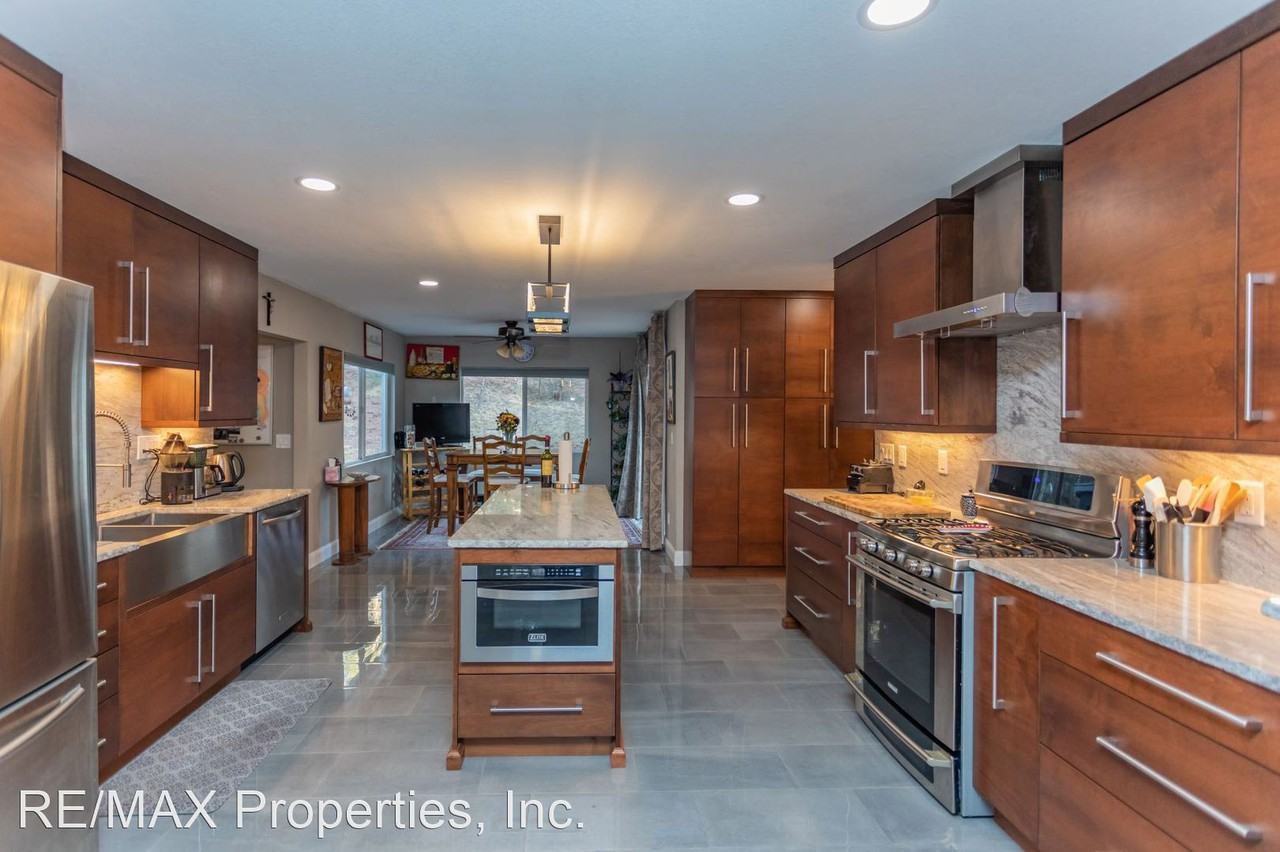 11525 Calle Corvo - Photo 2 of 46