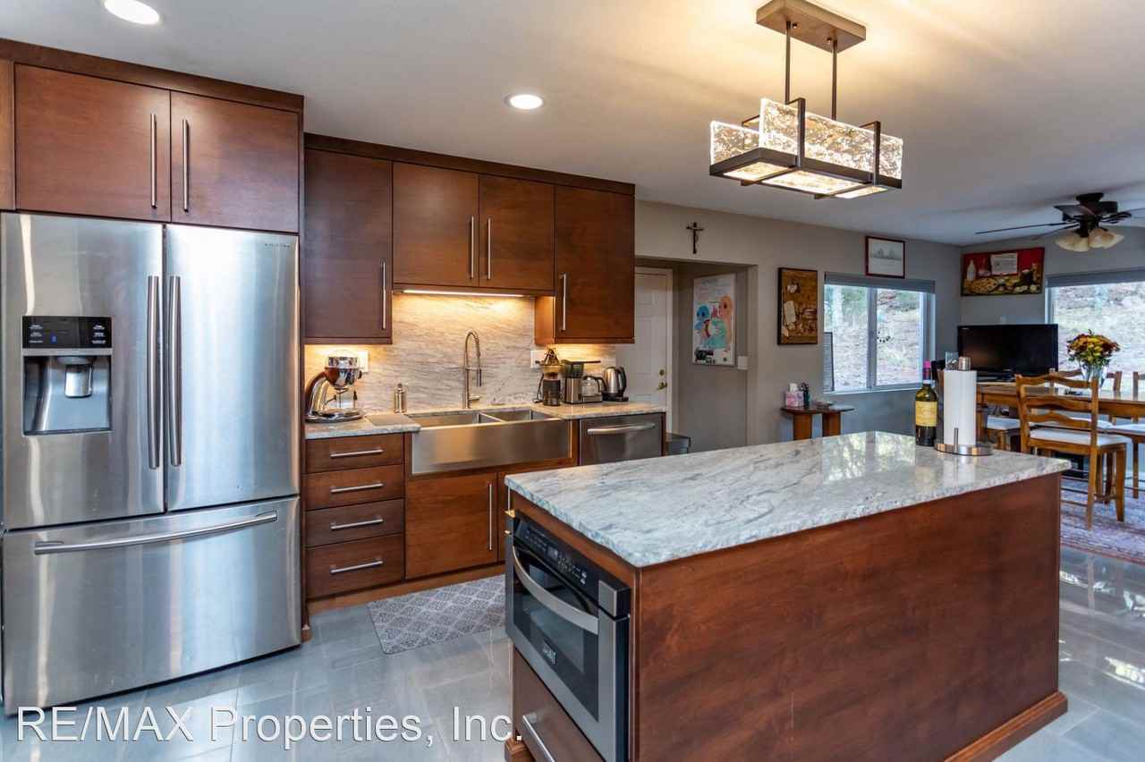 11525 Calle Corvo - Photo 3 of 46