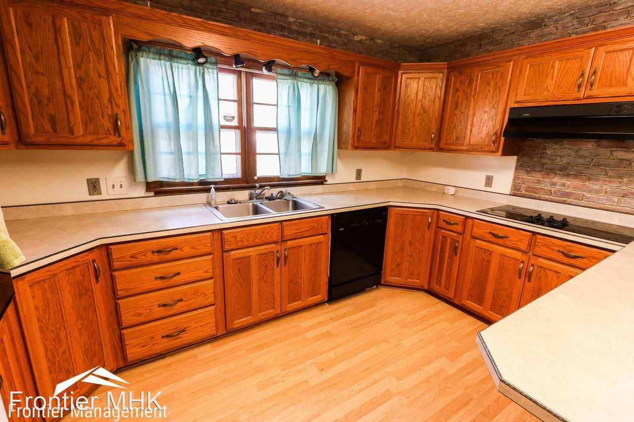 601 Bertrand St. - Photo 2 of 3