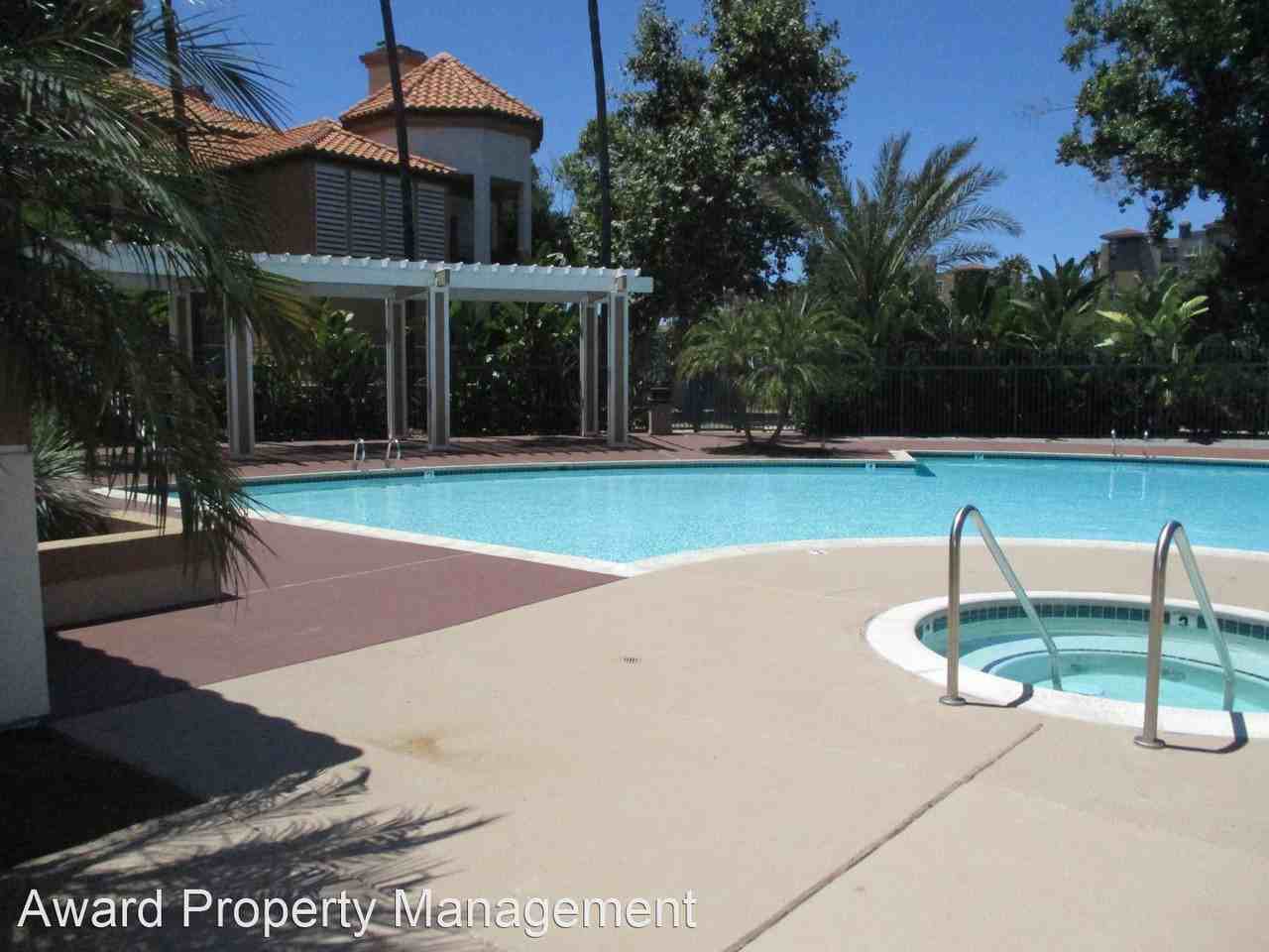 2250 Camino De La Reina #6107