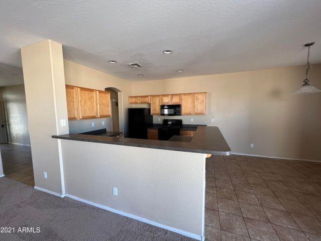 3202 S 104th Ave - Photo 3 of 12