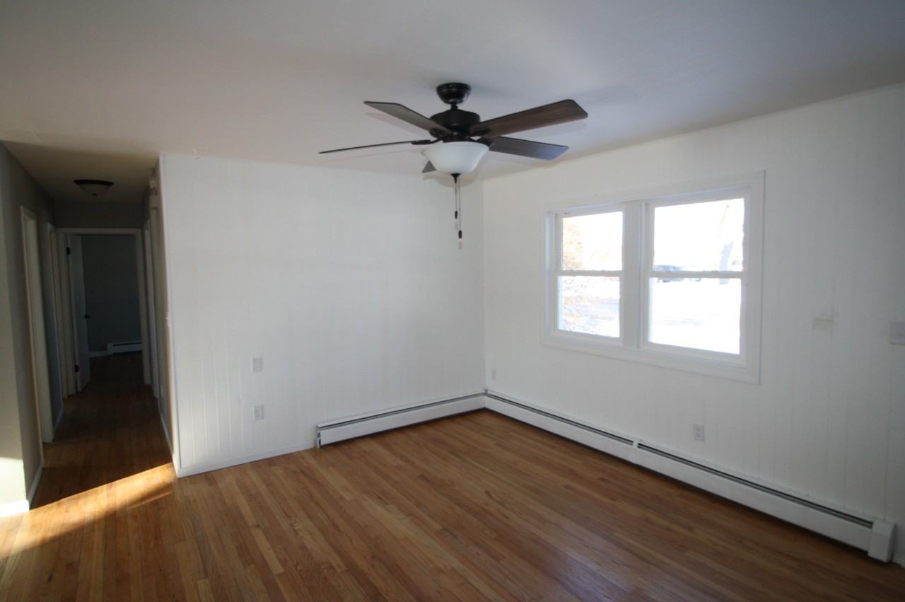 318 E Marquette St - Photo 3 of 23